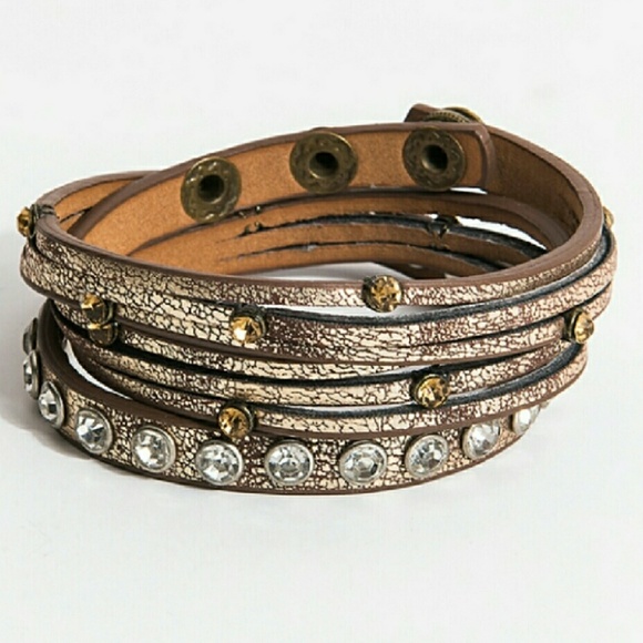 ⭐️SALE⭐️Brand New Gorgeous Wrap Bracelet✨ - Picture 3 of 6